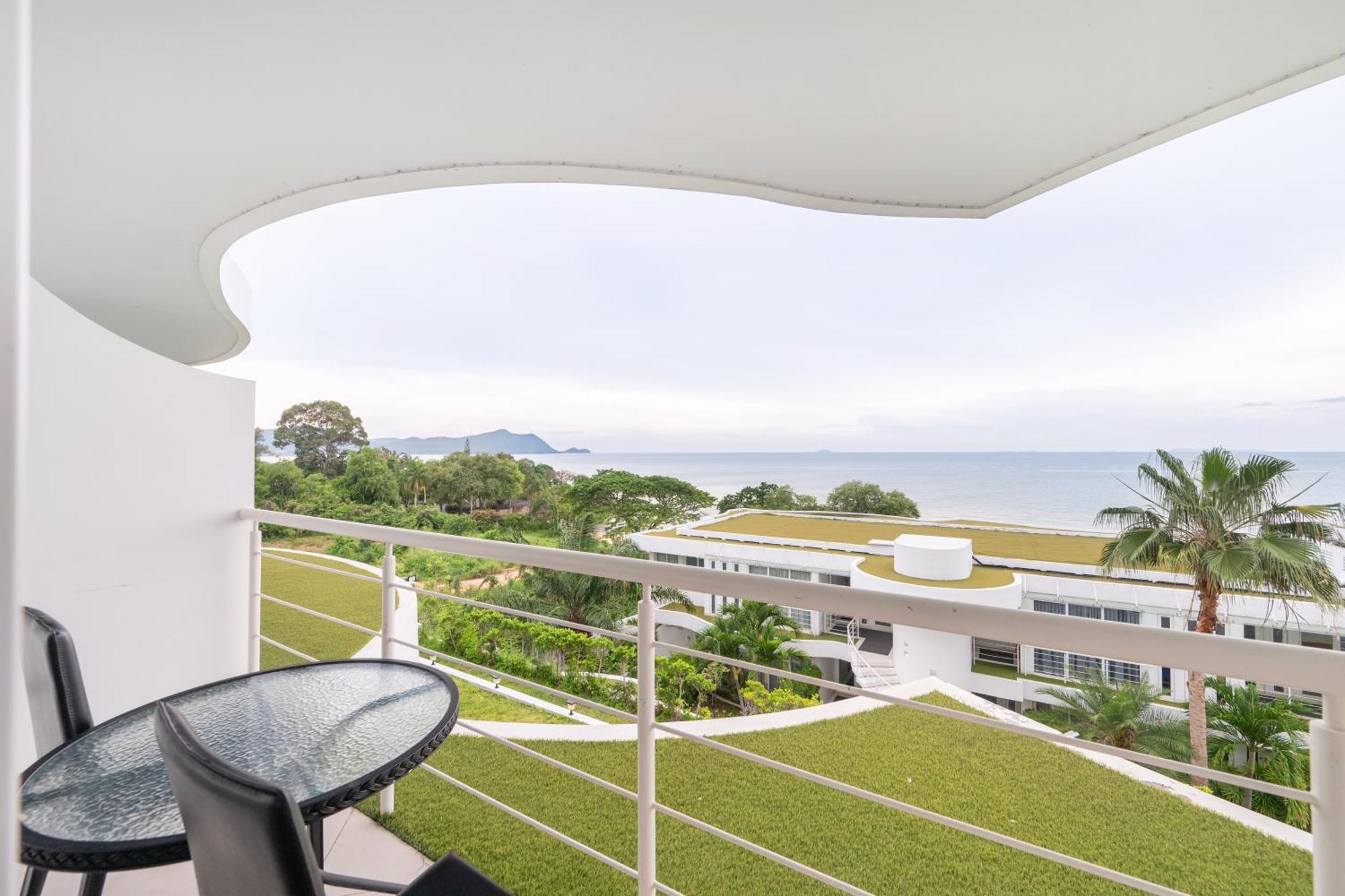 Pure Sunset Beach - Ocean View Room, Pattaya Na Chom Thian Εξωτερικό φωτογραφία