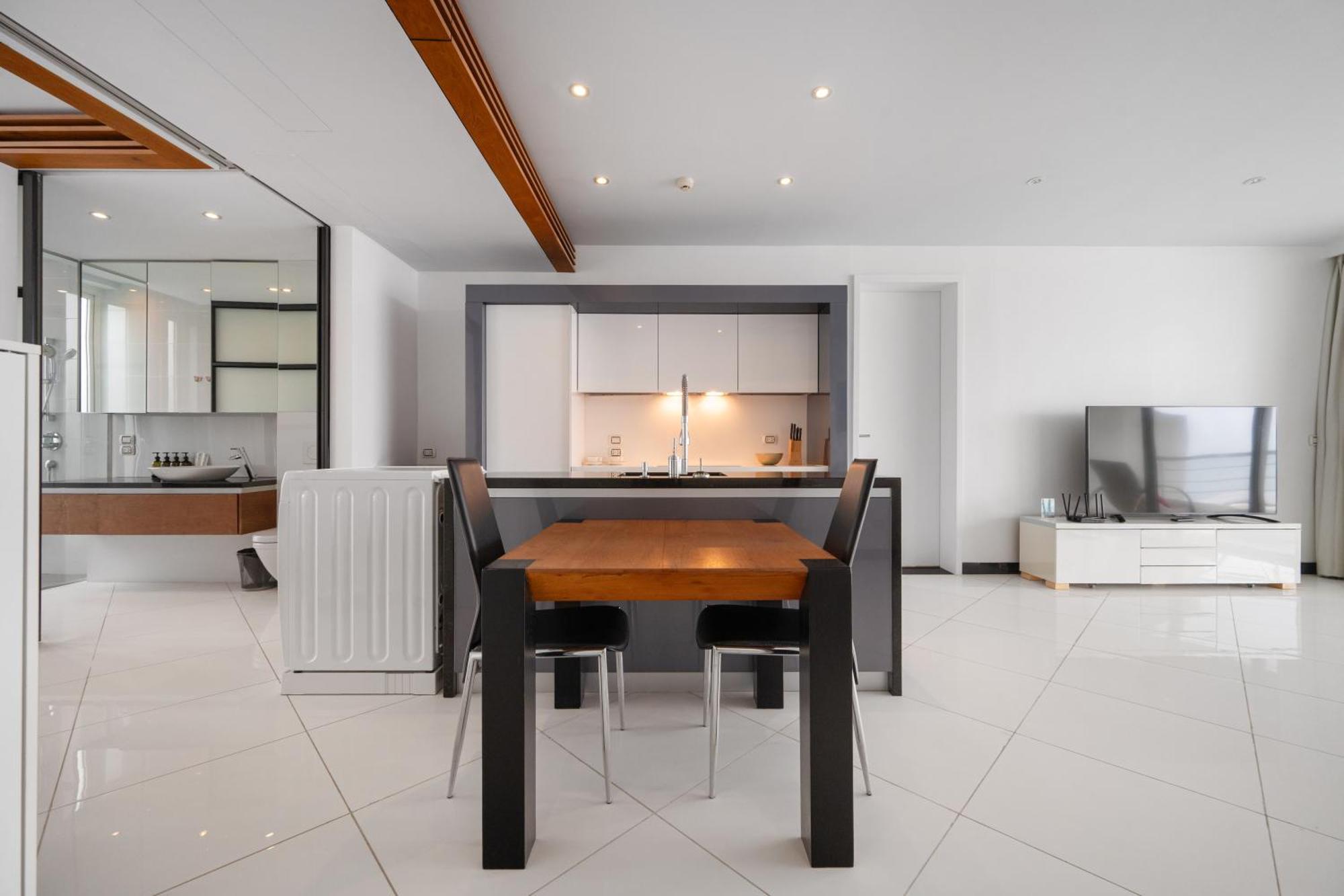 Pure Sunset Beach - Ocean View Room, Pattaya Na Chom Thian Εξωτερικό φωτογραφία