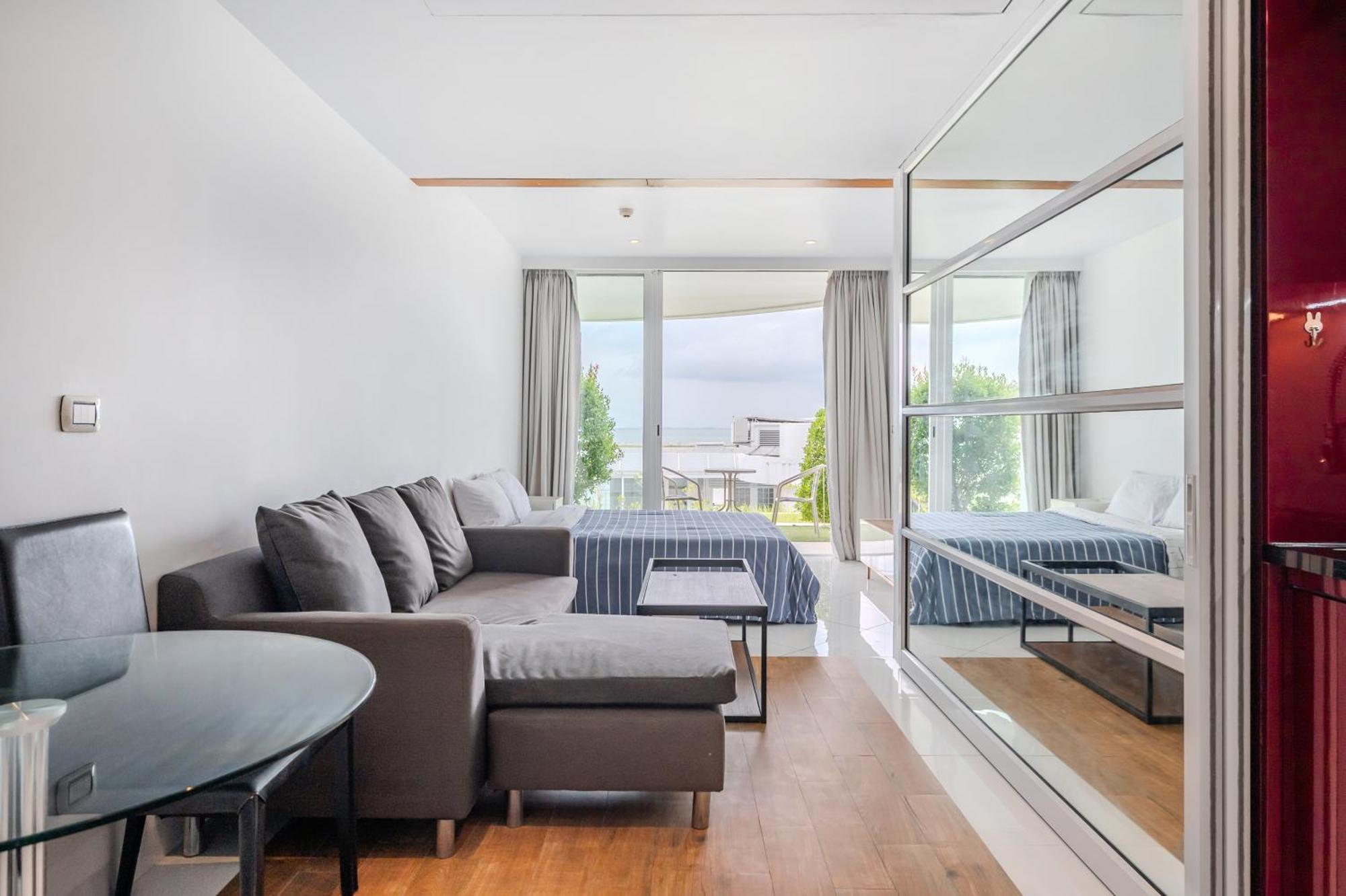 Pure Sunset Beach - Ocean View Room, Pattaya Na Chom Thian Εξωτερικό φωτογραφία